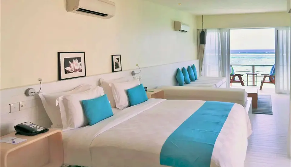 هتل هالیدی این ریزورت کاندوما مالدیو